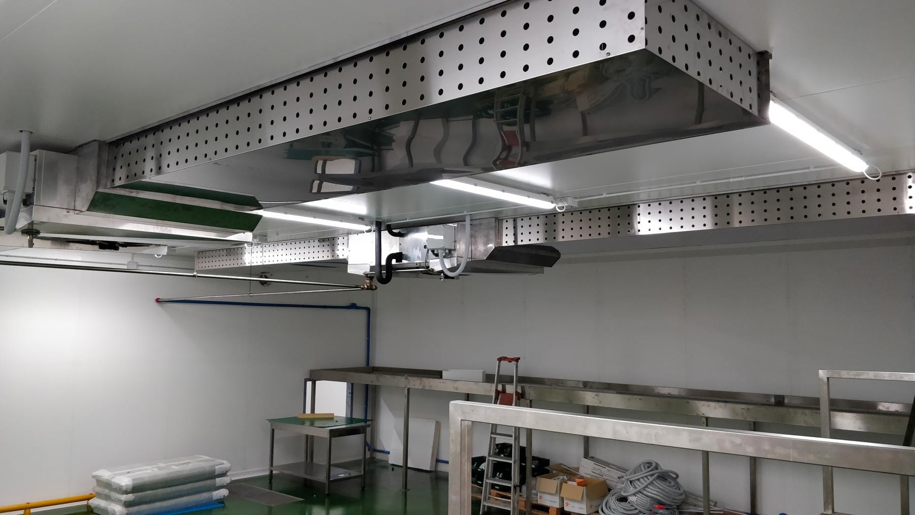 sala lavorazione cella refrigerata